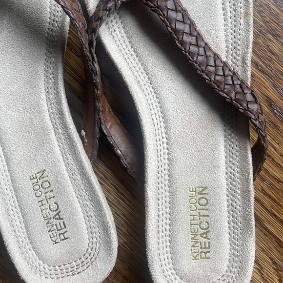Kenneth Cole Reaction Braided Flip Flops - Picture 3 of 7